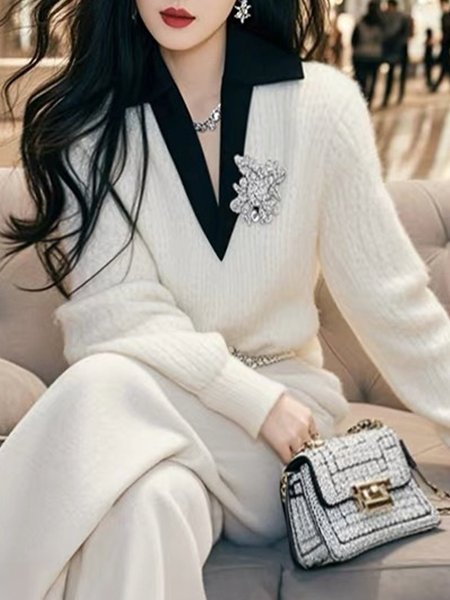 

Urban Color Block Loosen Sweater With Brooch, Black-white, Pullovers