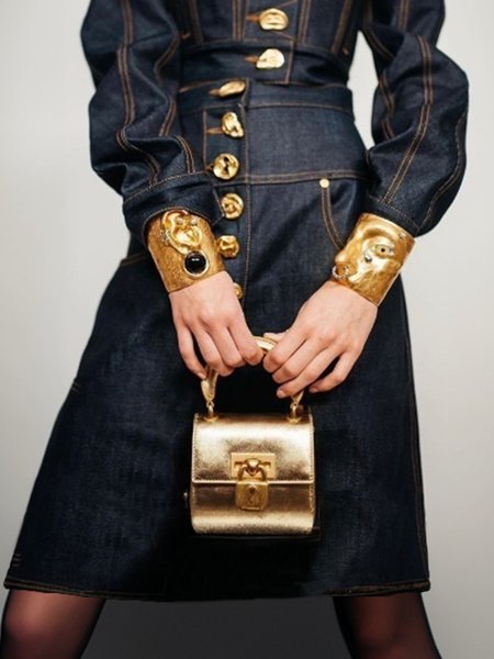 

Urban Buttoned Plain Knee Length Denim Skirt, Denim blue, Denim Skirts