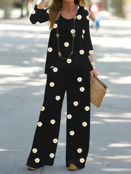 

Women Floral Crew Neck Long Sleeve Comfy Casual Printing Top With Pants Two-Piece Set, Black, Sets