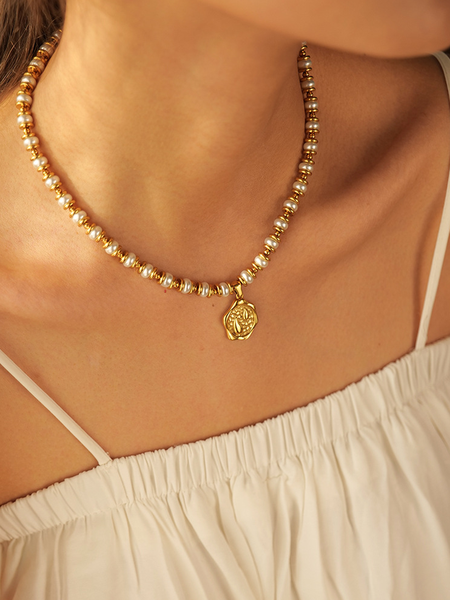 

18k gold inlaid pearl coin pendant necklace, Golden, Necklaces