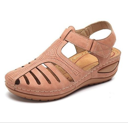 

Retro Baotou Sandals For Women Summer New Hole Shoes Thick Bottom Round Toe Wedge Heel Octopus Sandals, Pink, Sandals