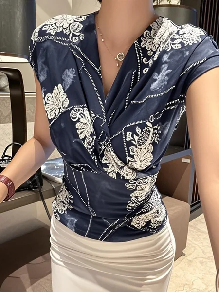 

Urban Floral Printing V Neck Raglan Sleeves T-shirt, As picture, Tees