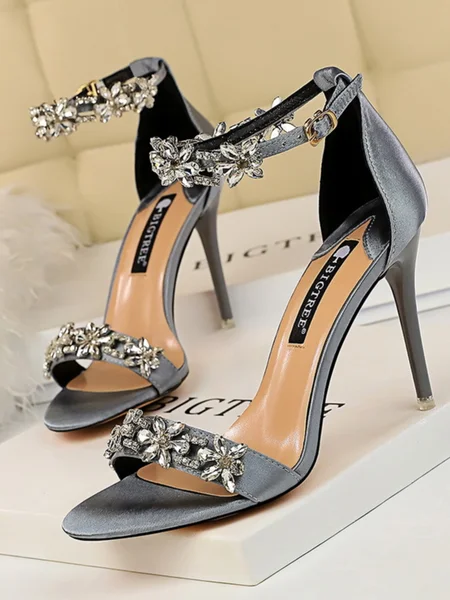 

Urban Summer Strappy Sandals, Silver, Heels