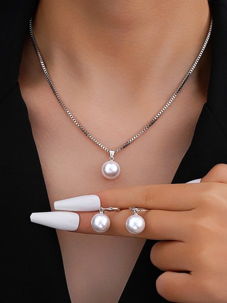 

Jewelry Fashion Pearl Pendant Alloy Light Luxury Pearl Earrings Earrings Necklace Set Two-piece Necklace, Silver, Necklaces