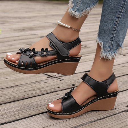 

Vintage Floral Hook And Loop Low Heel Slide Sandals, Black, Sandals