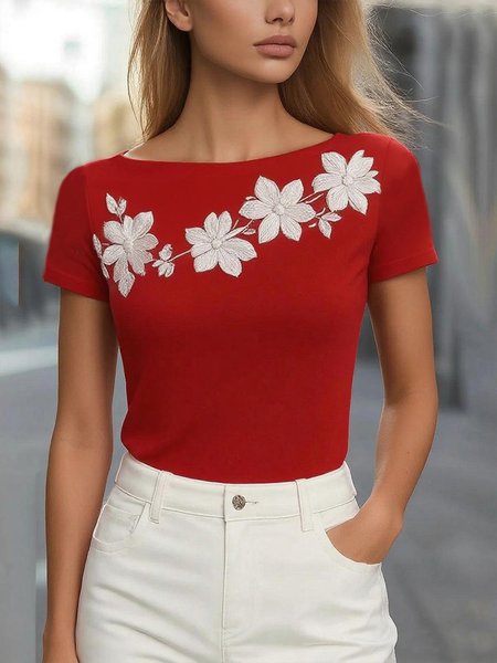 

Urban Floral Embroidery Crew Neck T-shirt, Red, Tees