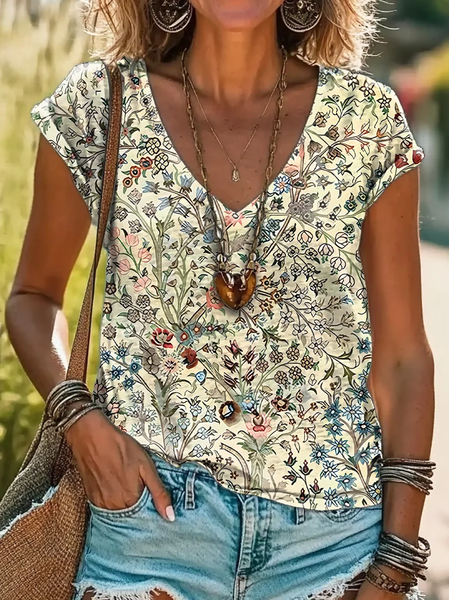 

Women Floral Short Sleeve Tee T-shirt V Neck Printing Casual Summer Graphic Tee Top, Beige, T-Shirts