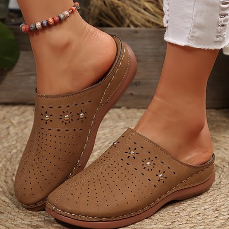 

Vintage Plain Slip On Flat Heel Vented Clogs, Brown, Women shoes