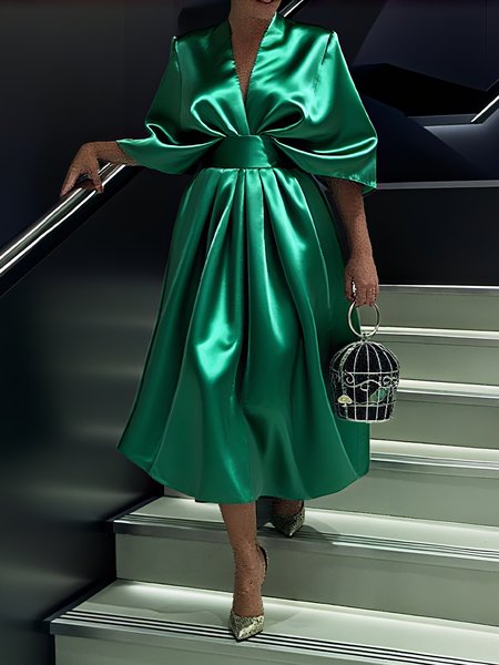 

Elegant Plain Satin Ruched V Neck Midi Dress, Green, Midi Dresses