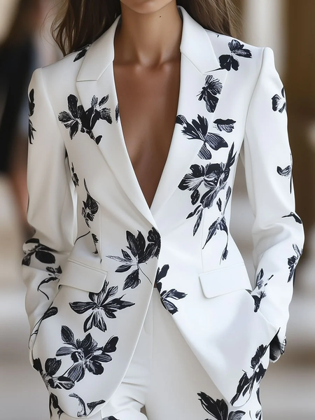 Elegant Buttoned Floral Lapel Collar Blazer