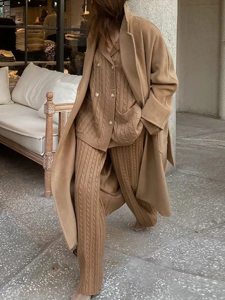 Urban Regular Sleeve Buttoned Plain Coat Belt