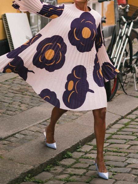 

Elegant Floral Bell Sleeve Printing Crew Neck Knee Length Dress, White, Midi Dresses
