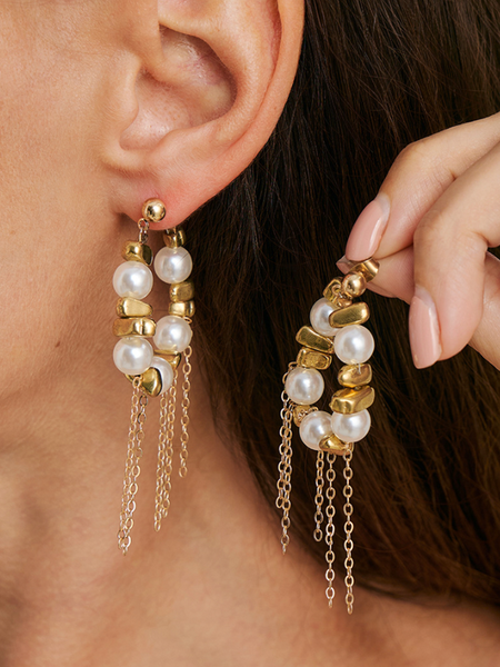 Imitation pearl beaded earrings