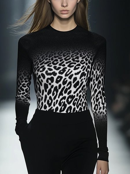 

Casual Leopard Printing Crew Neck T-shirt, Black-white, Tees