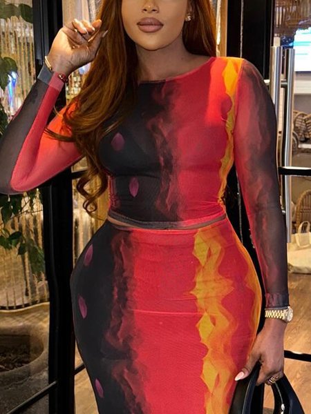 

Elegant Gradient Pattern Printing Crew Neck T-shirt, Red, Tees