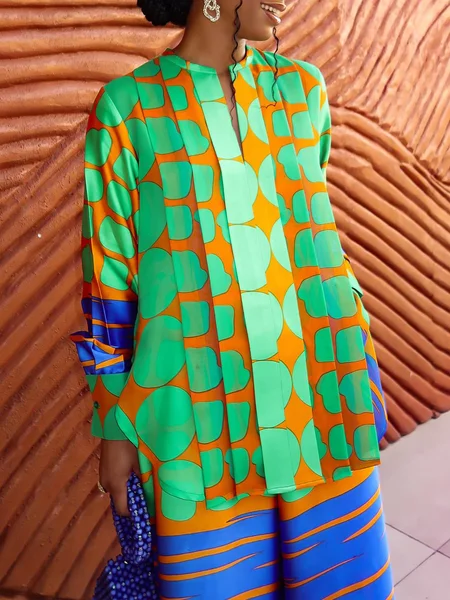 

Urban Geometric Printing Notched Blouse, Green, Blouses and Shirts