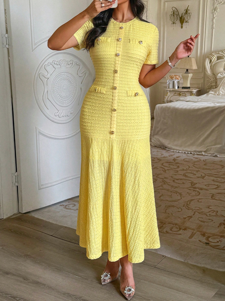 

Elegant Plain Buttoned Crew Neck Maxi Dress, Yellow, Maxi Dresses