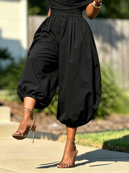Urban Solid Relaxed Cropped Ankle Pants