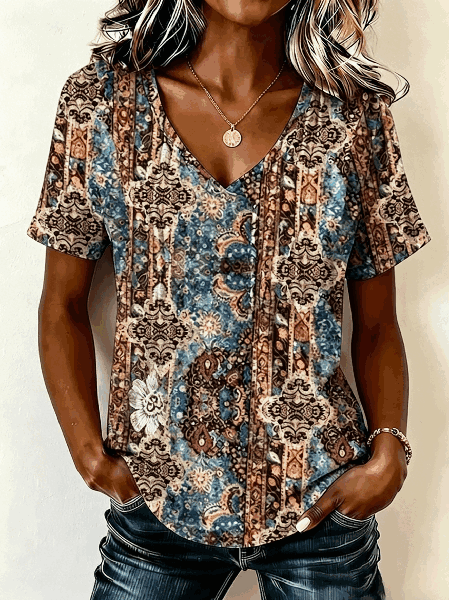 Vintage Paisley V Neck Short Sleeve T-shirt