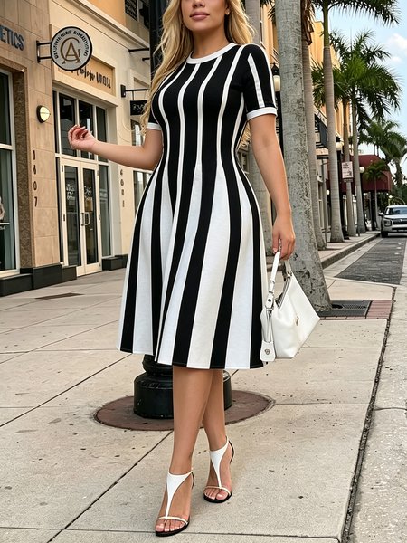 Urban Striped Printing Crew Neck Midi Dress Urban Striped Printing Crew Neck Midi Dress