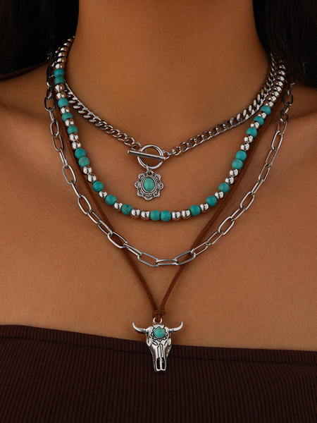 Western-style vintage necklace