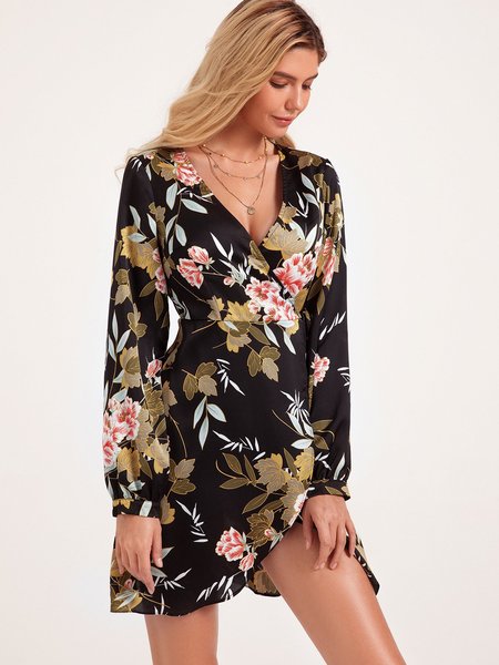 

Black Floral Long Sleeve Surplice Neck Dresses, Mini Dresses