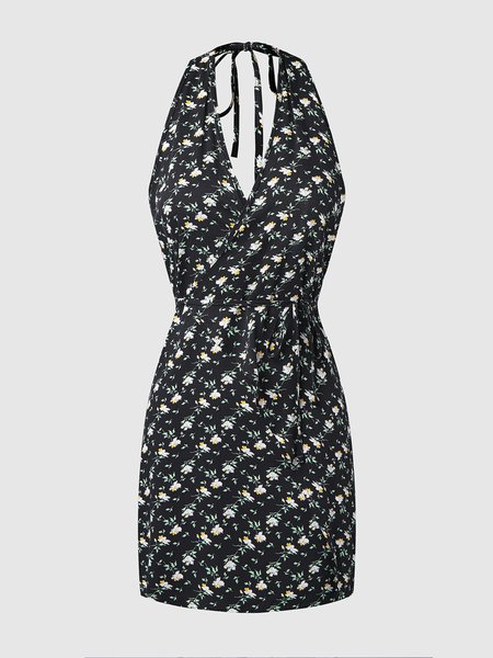 

Slim Fit Floral Halter Dress, Black, Mini Dresses