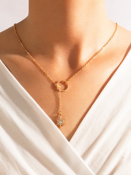 

Small Circle Diamond Star Necklace, Golden, Necklaces