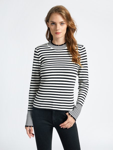 

Sweet Ripped Round Neck Sweater, As picture, Pullovers